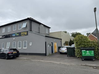 46 Station Road, Chertsey, Industrial / Warehouse To Let - IMG_4726.JPEG