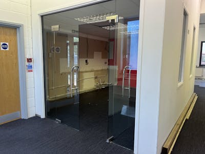 Unit 4, Thame Park Business Centre, Thame, Office To Let / For Sale - 20250702_133053629_iOS.jpg