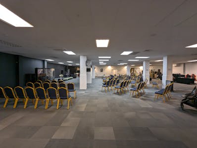 Basement 23-33 The Parade, Watford, Leisure To Let - PXL_20260106_102335824.jpg