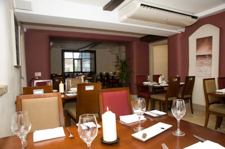 Cartwright Hotel, 1-5 Croughton Road, Banbury, Development Potential / Residential Development / Hotel For Sale - Cart Restaurant.jpg