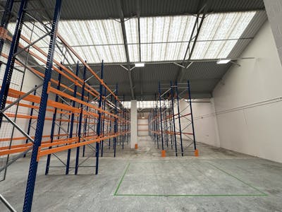 Unit D, De Clare House, Caerphilly, Industrial To Let - IMG_3376.jpg