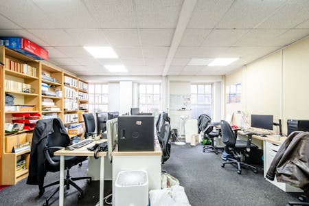 Unit 4 & 5a - Oakwood House, 414-422 Hackney Road, London, Office For Sale - Oakwood House 45A  Low Res 9.jpg