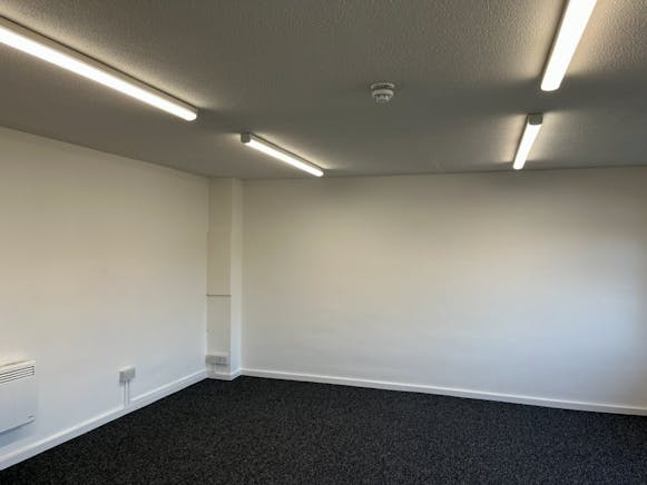 Unit 6 Henwood Industrial Estate, Ashford, Industrial To Let - IMG_3569.jpg