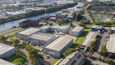 Unit 560, Salford, Industrial/Logistics To Let - Image 6.jpg
