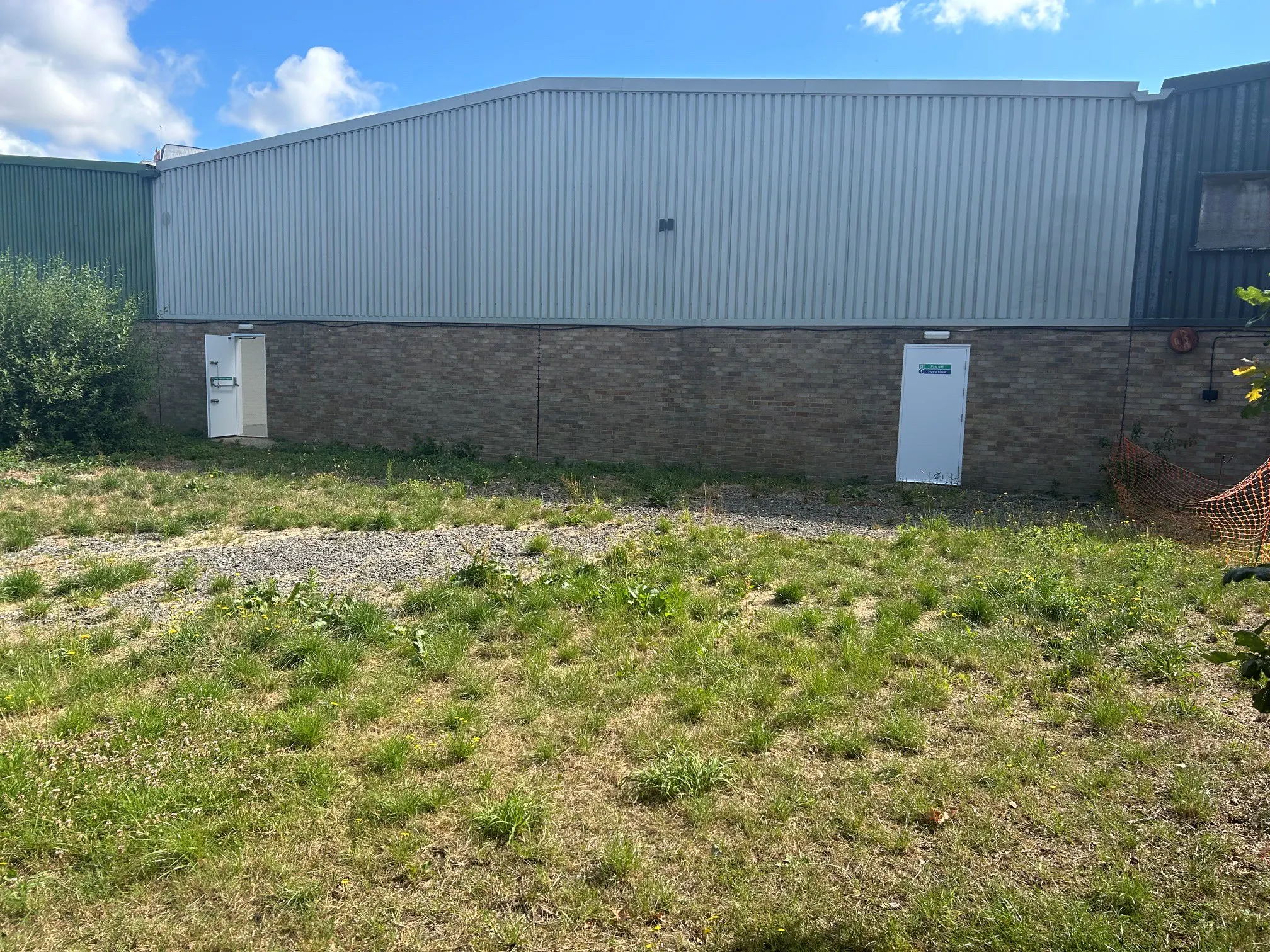 Unit 12, Bilton Industrial Estate, Bracknell, Industrial To Let - 16.jpg