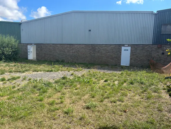Unit 12, Bilton Industrial Estate, Bracknell, Industrial To Let - 16.jpg