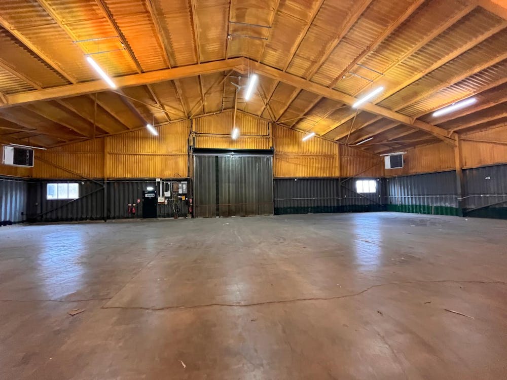 Unit 9 Gawcott Fields, Buckingham, Industrial / Workshops To Let - WhatsApp Image 20250918 at 161635_60656541.jpg