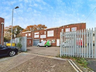 Totman House, Totman Close Brook Road Industrial Estate, Rayleigh, Industrial To Let - 3e04422cWhatsApp 20Image 2020241129 20at 20171426_8e80dbfa.jpg