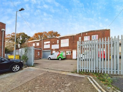 Totman House, Totman Close Brook Road Industrial Estate, Rayleigh, Industrial To Let - 3e04422cWhatsApp 20Image 2020241129 20at 20171426_8e80dbfa.jpg