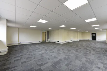 Unit 1 Odhams Trading Estate, Watford, Industrial / Warehouse To Let - Oddhams INT - 2026-12.jpg