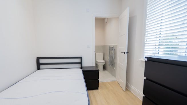 Honiton Road, Southend-on-Sea, Investment To Let - WU0myTog.jpeg