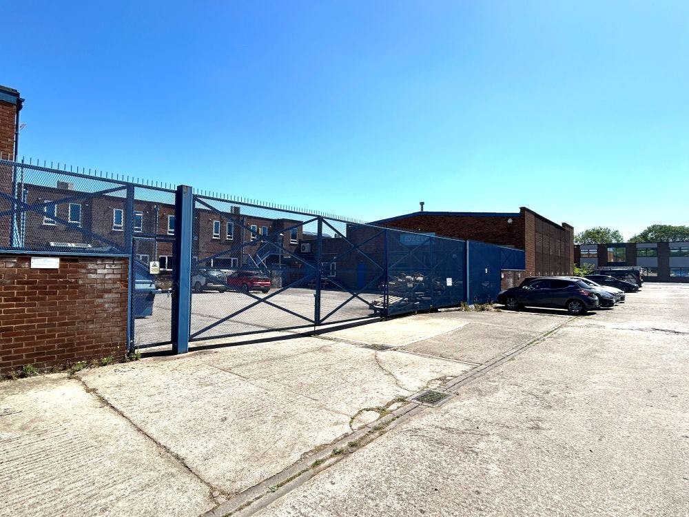 Cappis House, Bicester, Industrial / Office To Let - IMG_7642.jpg