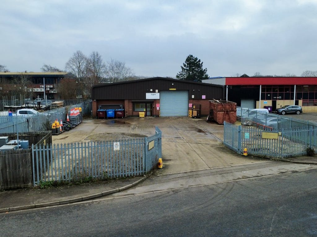 Unit 3 Singer Way, Woburn Road Industrial Estate, Kempston, Bedford, MK42 7AW