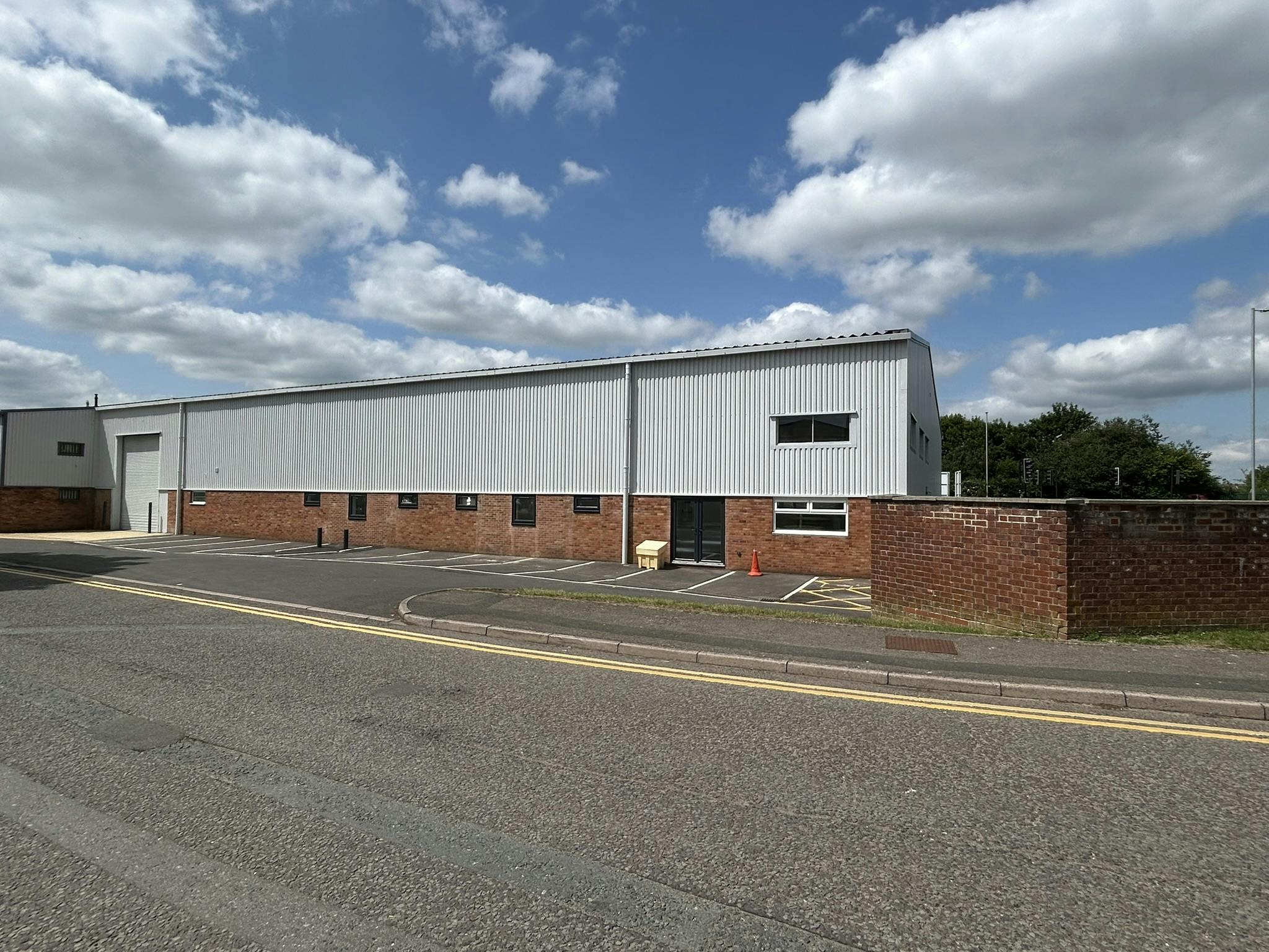 Unit 4 Hawksworth Industrial Estate, Swindon, Industrial / Other To Let - IMG_6063.JPEG