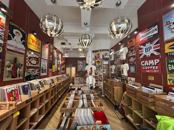 173 Byres Road, Glasgow, Retail To Let - WhatsApp Image 2026-09-06 at 20.51.16 (8).jpeg