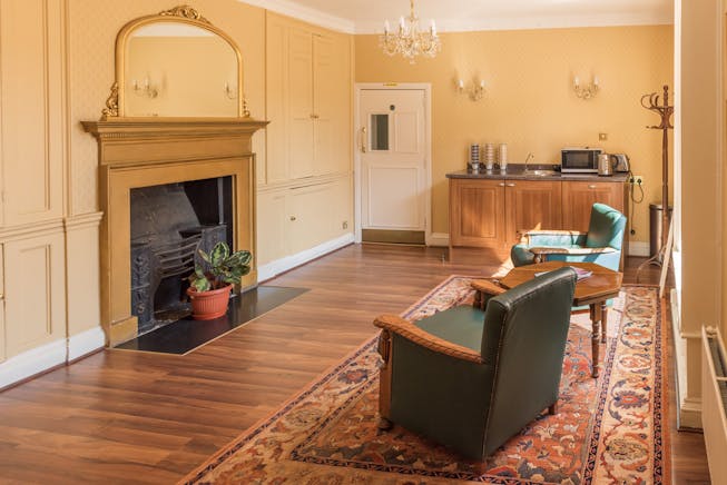 Burnham House, Burnham, Offices To Let - bef7dcdca37d6878c4a092019f4fa6f914f46b99.jpg
