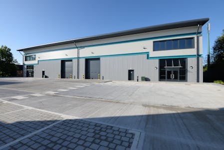 Vauxhall Trading Estate | Units 1a & 1b, Reddish, Industrial / Warehouse To Let - DSC_5521 B.JPG