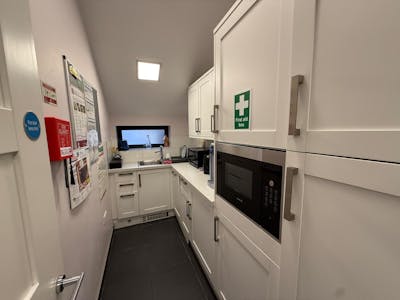 110 London Road, Warrington, Office To Let - 7.jpg