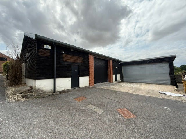 Studios 1 & 2 The Old Dairy, Badbury, Swindon, Industrial To Let - 19.jpg