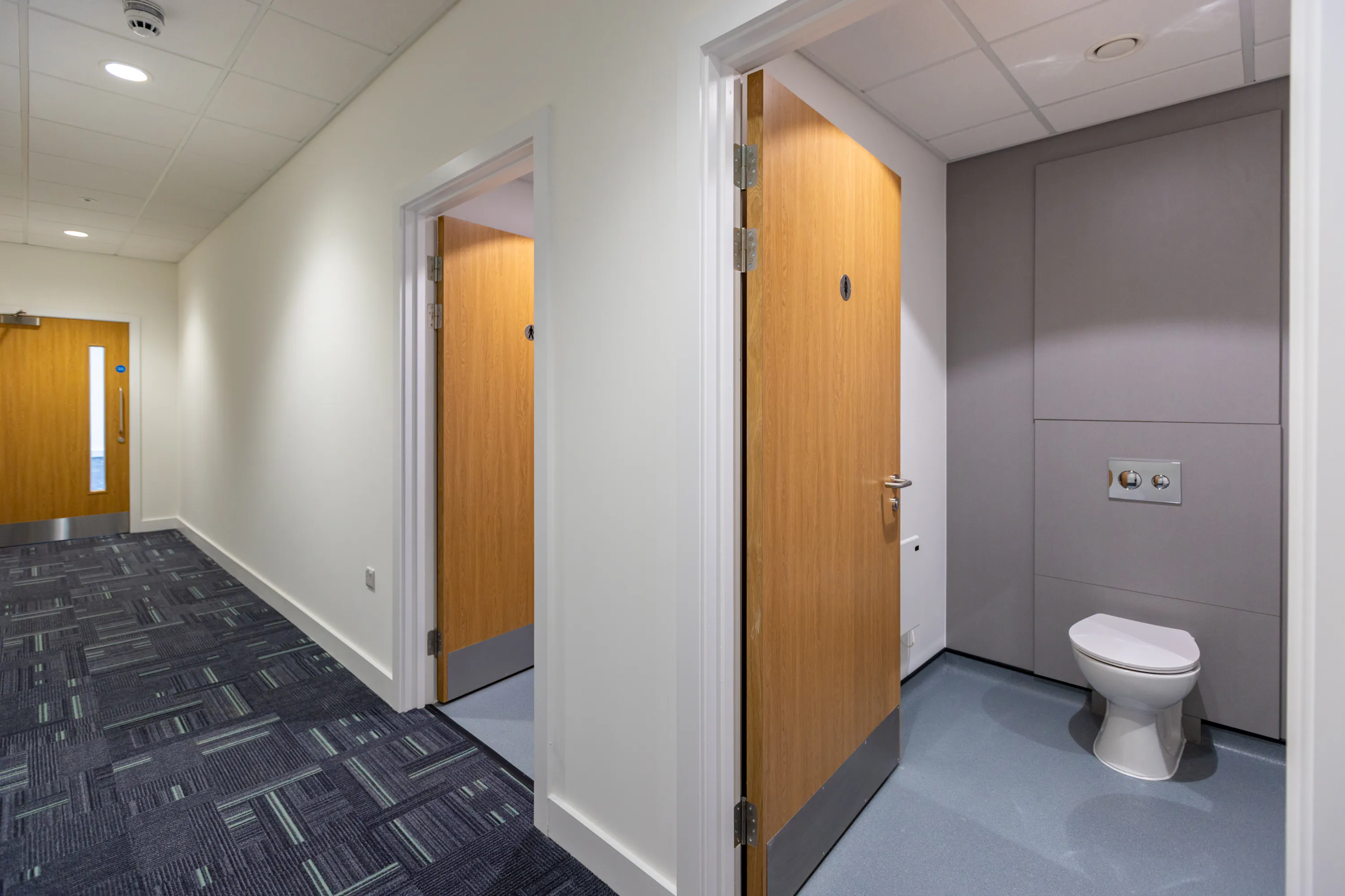 Unit 15 T45, Aire Valley Road, Leeds, West Yorkshire, LS9 0AA