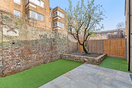 Tuskar Street, London, Residential House / Terraced house To Let - Private Garden Space