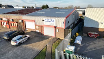 Unit 19 Newlands End, Basildon, Other To Let - dji_fly_20251125_113258_713_1764168108634_photo.jpg