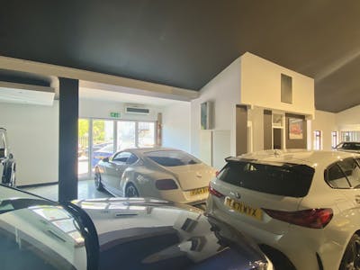 7-10 Station Approach, Hitchin, Automotive / Automotive Roadside (Car Showroom) / Industrial / Industrial Park / Light Industrial / Motortrade / Trade Counter / Trade Counter / Showroom / Workshops / Yard To Let - Image 6