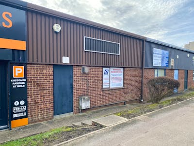 14 Langley Terrace Industrial Park, Latimer Road, Luton, Industrial To Let - IMG_2735.JPG