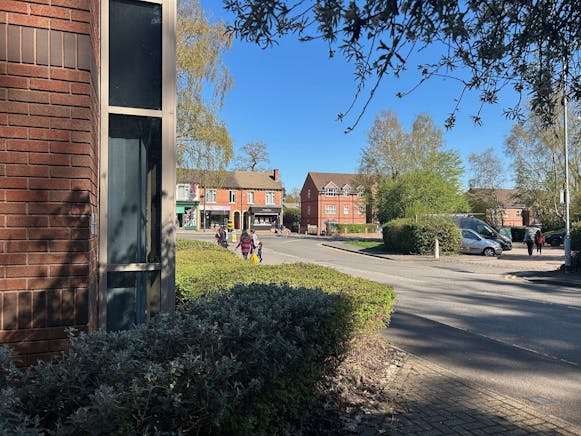 Unit 4, Wellington Business Park, Crowthorne, Offices For Sale - 1.jpg