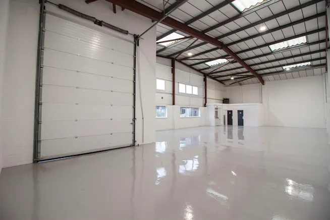 Unit 11, Barratt Way Industrial Estate, Harrow, Industrial / Warehouse To Let - 3.jpg