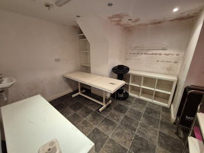 4 The Rock, Bury, Office / High Street Retail To Let - Internal