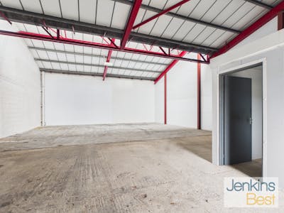 Unit 18A, Springvale Industrial Estate, Cwmbran, Industrial To Let - CAM05096G0-PR0031-STILL014.jpg