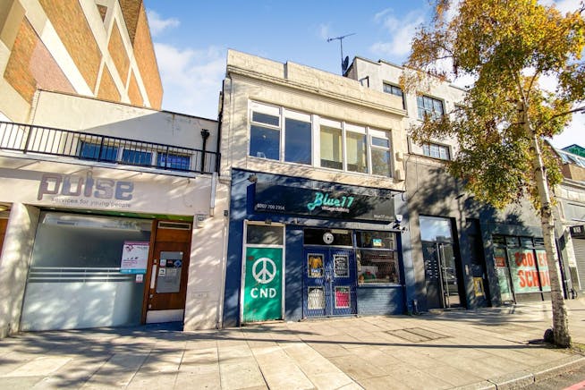 162 Holloway Road, London, Investment / Investment / Offices / Retail For Sale - d4aa7707cc6e25345d10268ce2c82a83.jpg