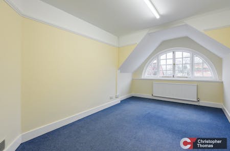 Brocas House, 102a High Street, Eton, Office To Let - 129e4696a8924e39b5f180060836e0bf.jpg