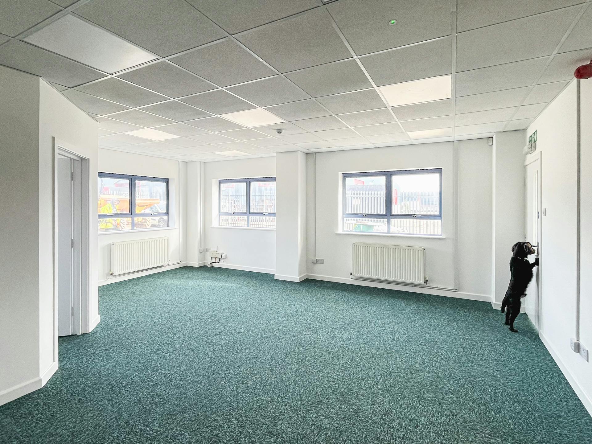 Retail/Shop in Wimborne - photo 3