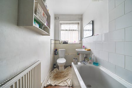 376-380 Northolt Road, Harrow, Investment / Mixed Use For Sale - 13277938687931593f35f.jpg