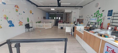 Unit 7, Montague Centre, Worthing, Retail To Let - 20240718_102929.jpg