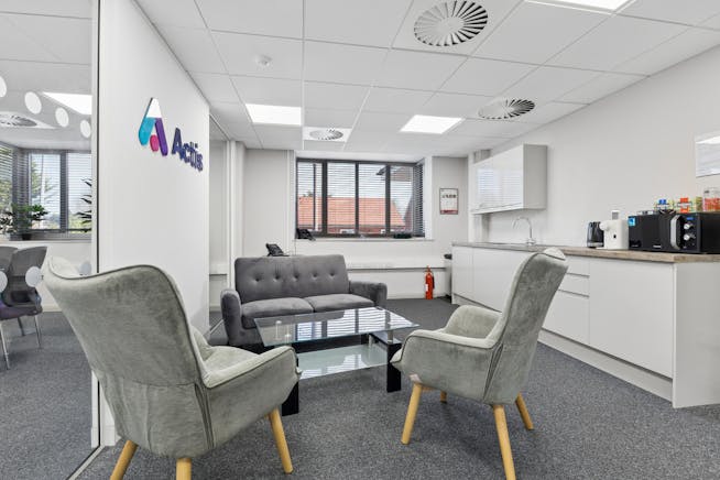 Chiltern House, Marlow, Offices To Let - 104747_Chiltern House Dean Street(23).jpg