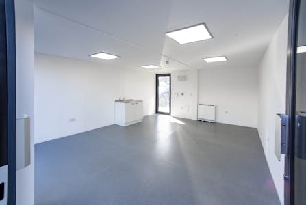 Desbox, East Richardson Street, High Wycombe, E (Commercial / Business / Service) / Industrial / Office / Retail To Let - Photo 2