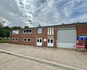Unit 18, Alton, Warehouse & Industrial To Let - IMG_8434.jpeg