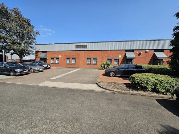 Unit 15-16,Aston Fields Industrial Estate, Aston Road, Bromsgrove, Industrial To Let - Image 1