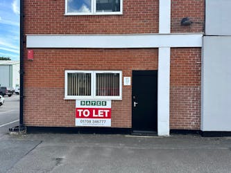 Unit 32C, The Old Brickworks Industrial Estate, Romford, Offices To Let - Unit 32c  Picture 1.jpg - More details and enquiries about this property