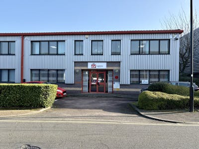 Unit 640 River Gardens, Feltham, Industrial / Warehouse To Let - IMG_7813 cropped.JPEG