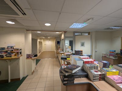 68-70 High Street, Godalming, Investment / Retail For Sale - 1000007786.jpg