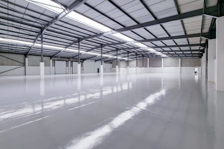 Unit 1, Buckingham Road Industrial Estate, Brackley, Industrial/Logistics To Let - 4-Warehouse_0.1-0.jpg