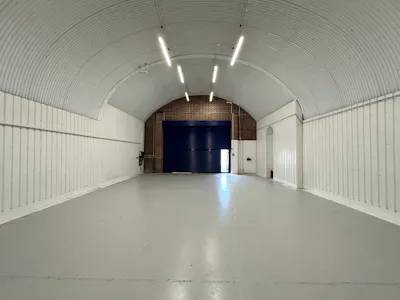Arch 33 London Stone Business Estate, Battersea, Industrial To Let - 20260724_102718247_iOS.jpg