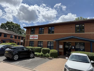 3 Oak Tree Park, Redditch, Office To Let - IMG_9588.JPG
