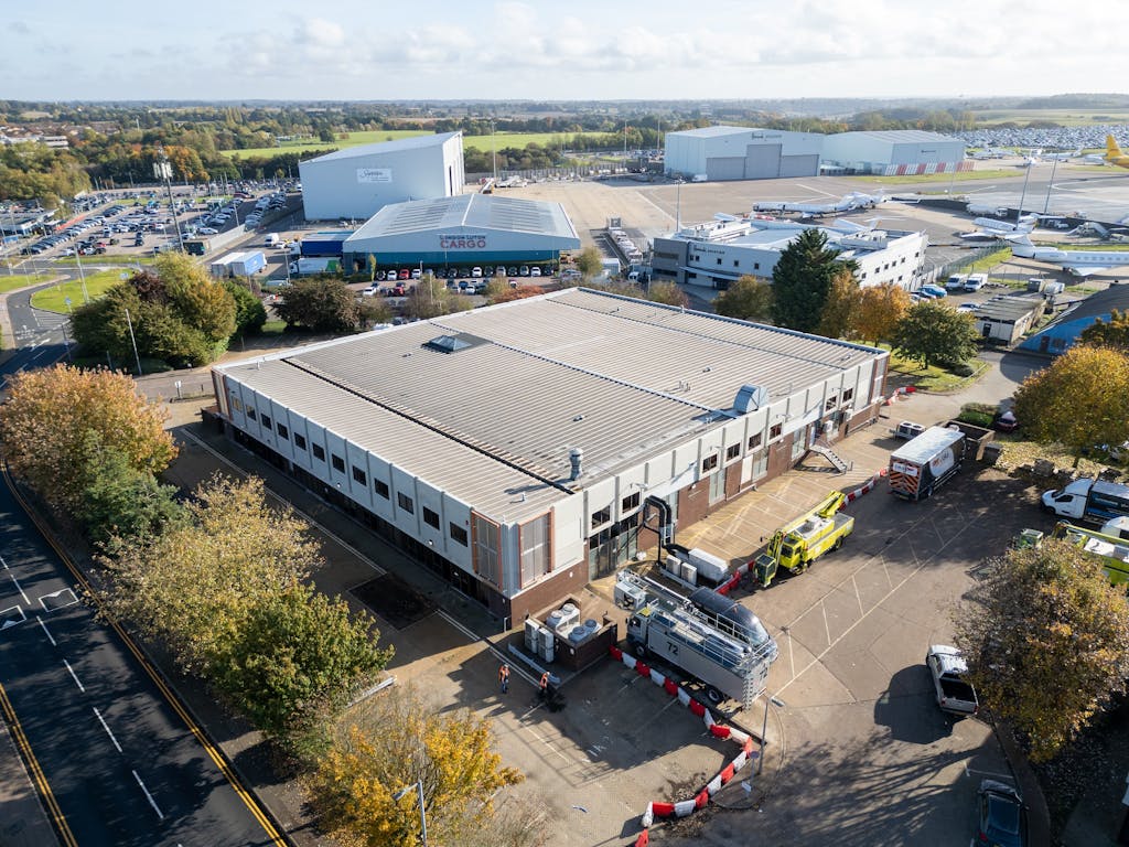 Unit 4 Airport Exec Park84