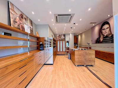 62 Rosslyn Hill, London, Retail To Let - 0ab6721c4fe9d72f9cefc2ba90bf84a95  Copy.jpg