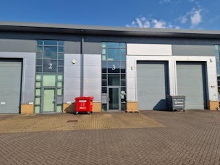 3 Devonshire Business Park, Basingstoke, Industrial To Let - 20240919_150817.jpg